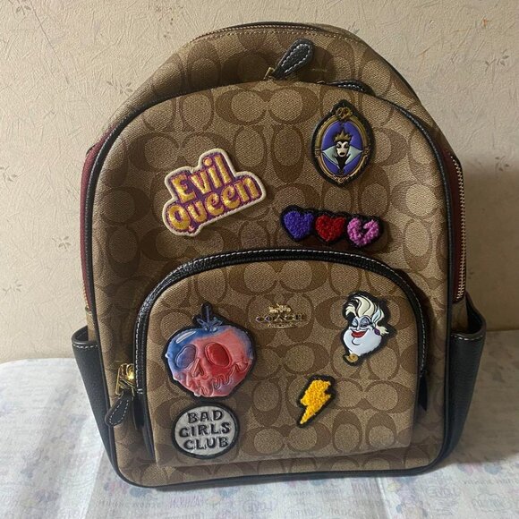 DISNEY VILLAIN COLLECTIBLE COACH BACK PACK WITH PATCHES - Picture 1 of 13